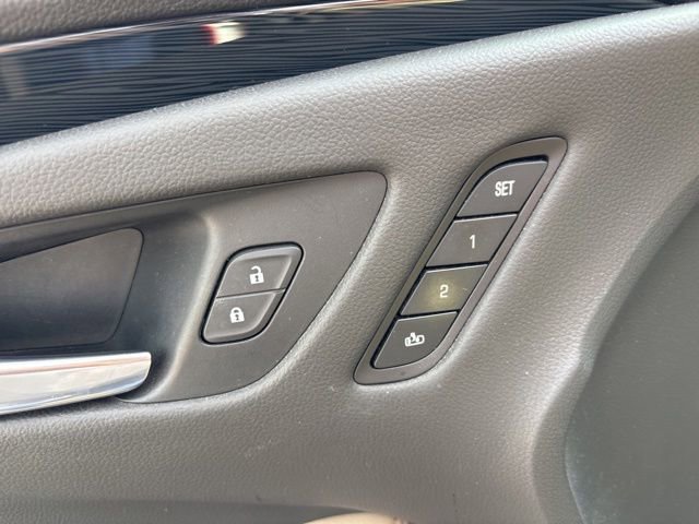Used 2018 Buick Envision Essence FWD image 20