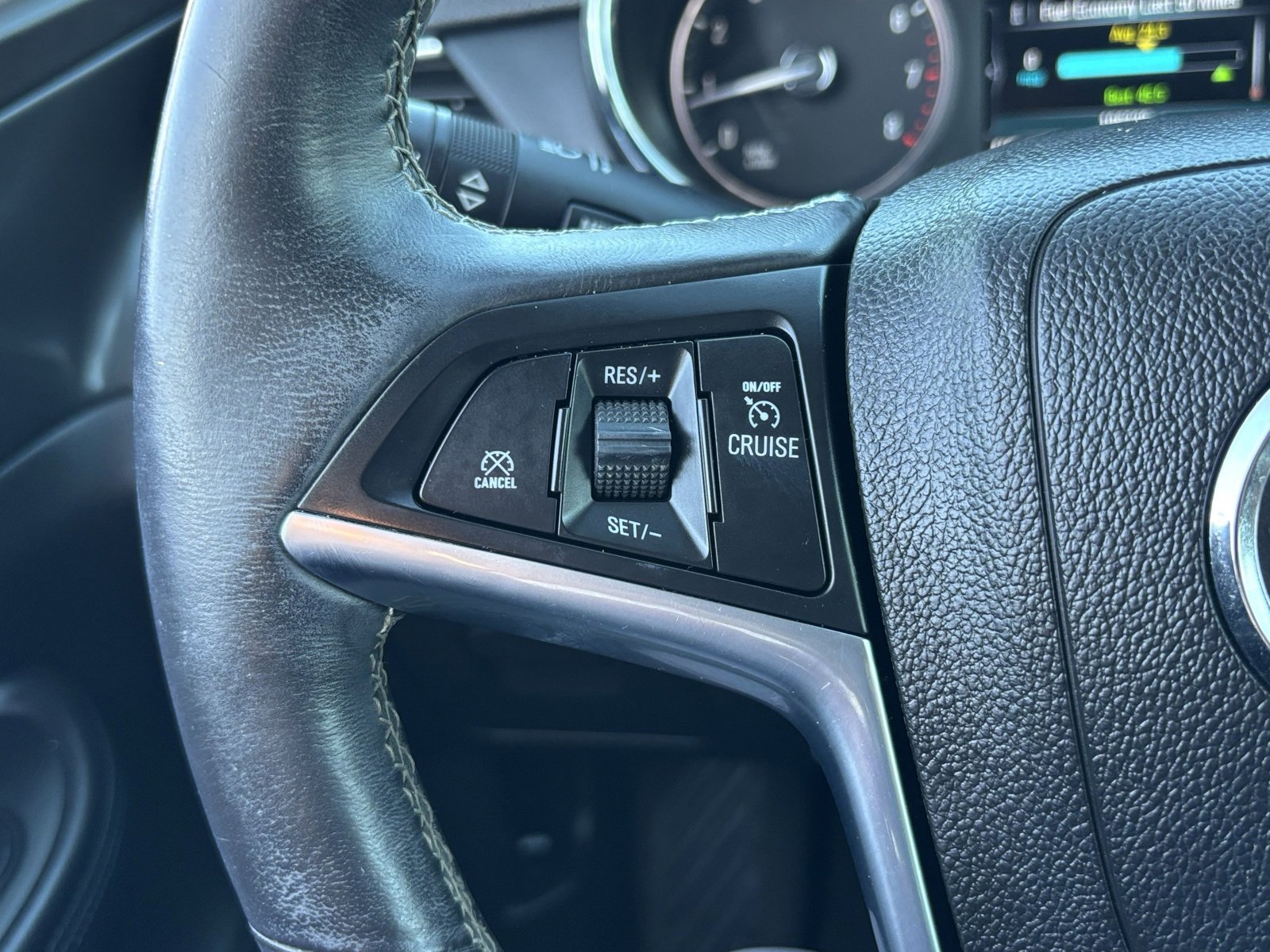 Used 2017 Buick Encore Essence image 22