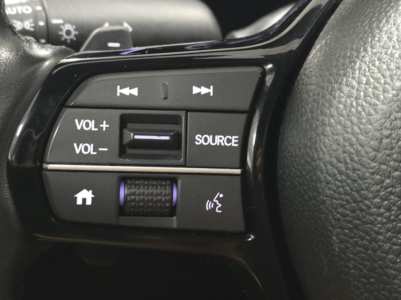 Used 2024 Honda Civic Sport image 29