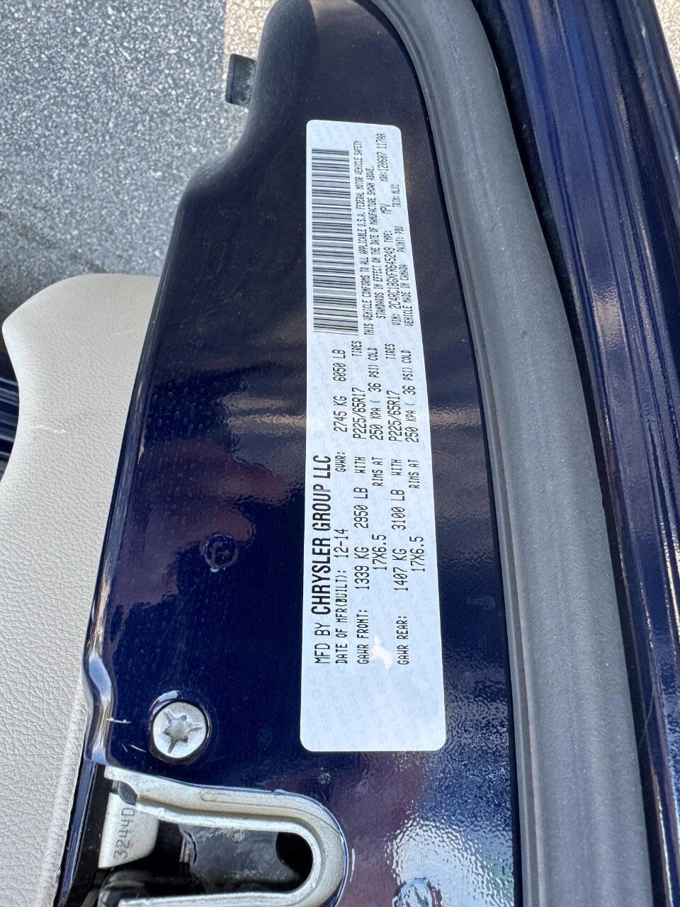 Used 2015 Chrysler Town & Country Touring image 49