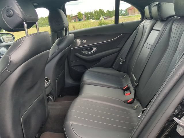 Used 2017 Mercedes-Benz E 300 4MATIC w/ Premium 1 Package image 12