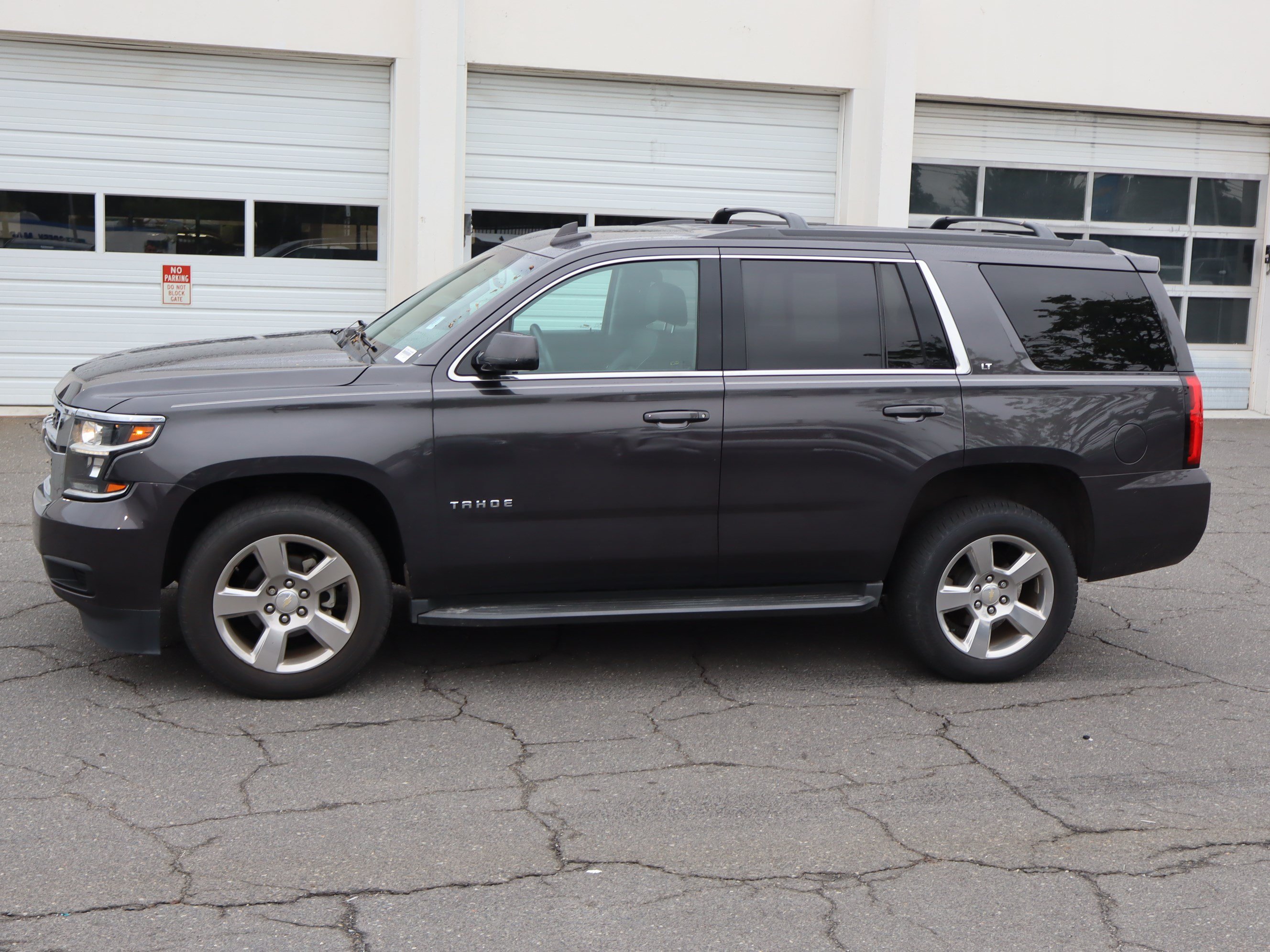 Used 2016 Chevrolet Tahoe LT RWD image 18