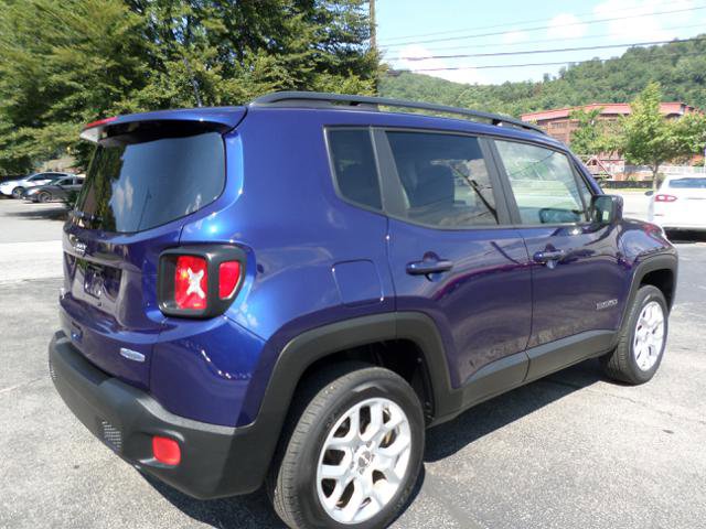 Used 2018 Jeep Renegade Latitude image 6