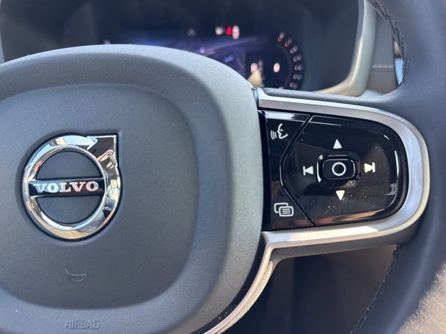 New 2026 Volvo V60 B5 Cross Country Ultra w/ Protection Package Premier image 17