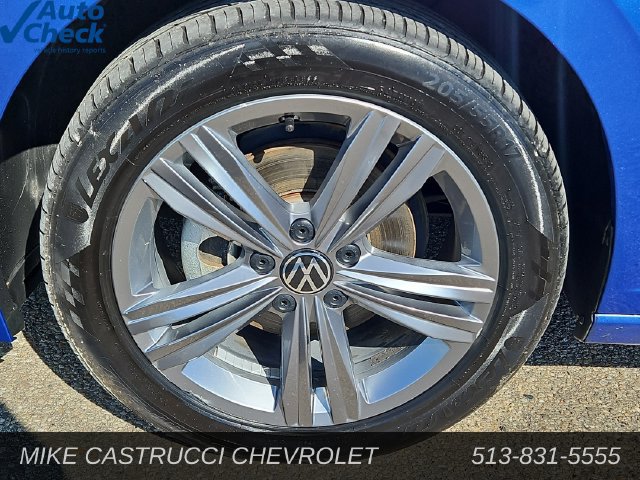 Used 2024 Volkswagen Jetta SE FWD image 10