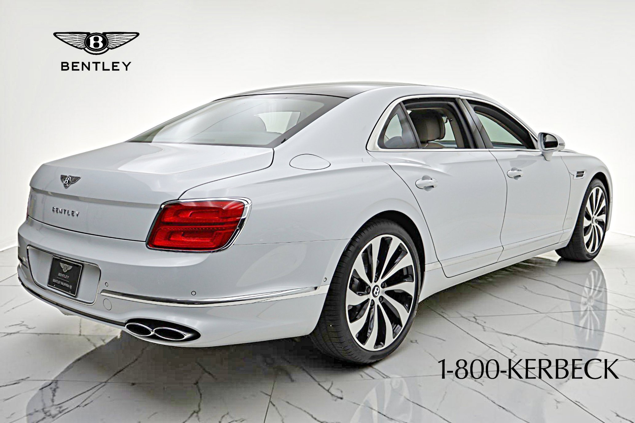 Used 2023 Bentley Flying Spur Azure image 12