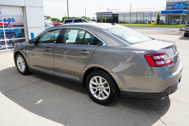 Used 2014 Ford Taurus SE FWD image 32