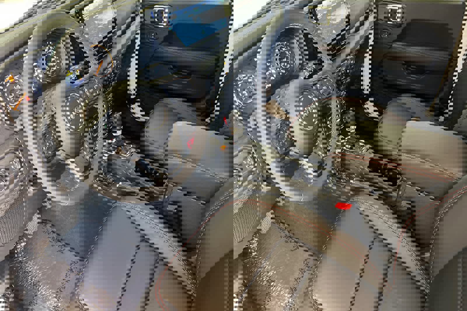 Used 2025 Jeep Wrangler Rubicon w/ Xtreme 35 Tire Package image 11