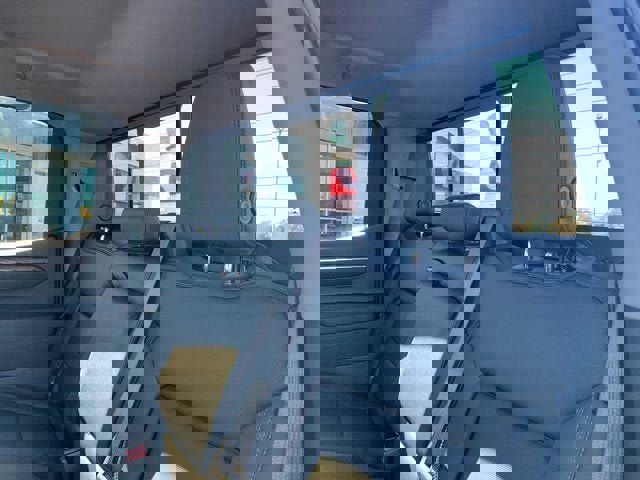 New 2026 GMC Sierra 1500 SLT w/ SLT Premium Plus Package image 11