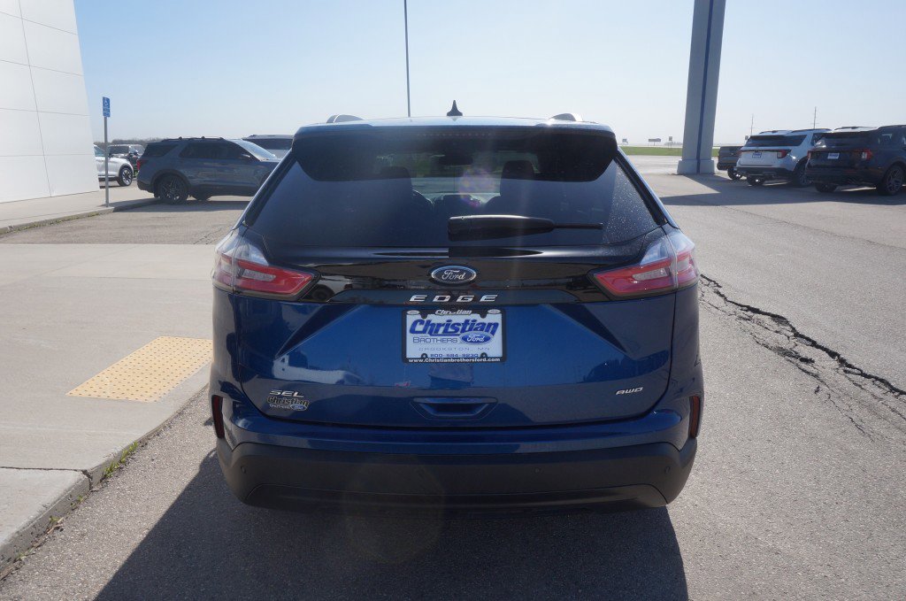Used 2023 Ford Edge SEL w/ Sport Appearance Package AWD/4WD image 7