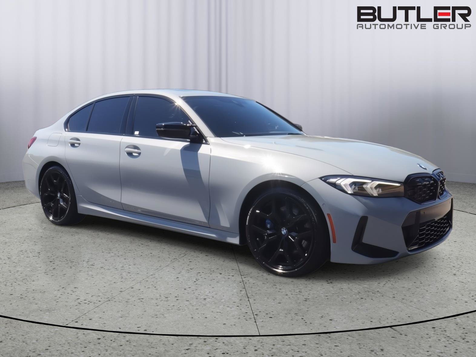 Used 2025 BMW M340i w/ Premium Package RWD image 3