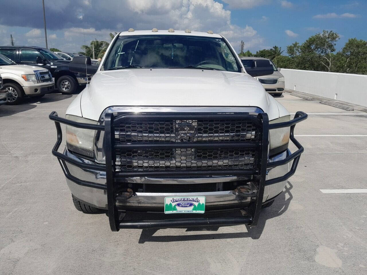 Used 2011 RAM 3500 ST w/ ST Decor Group image 2