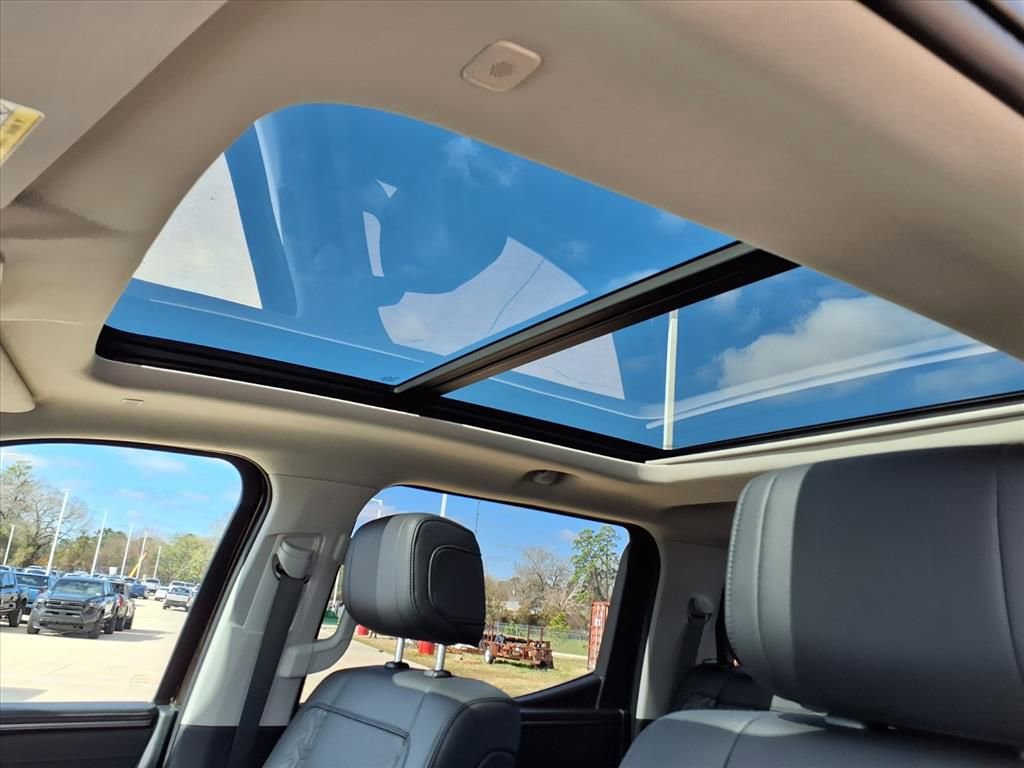 Used 2022 Toyota Tundra Limited w/ Power Package image 12