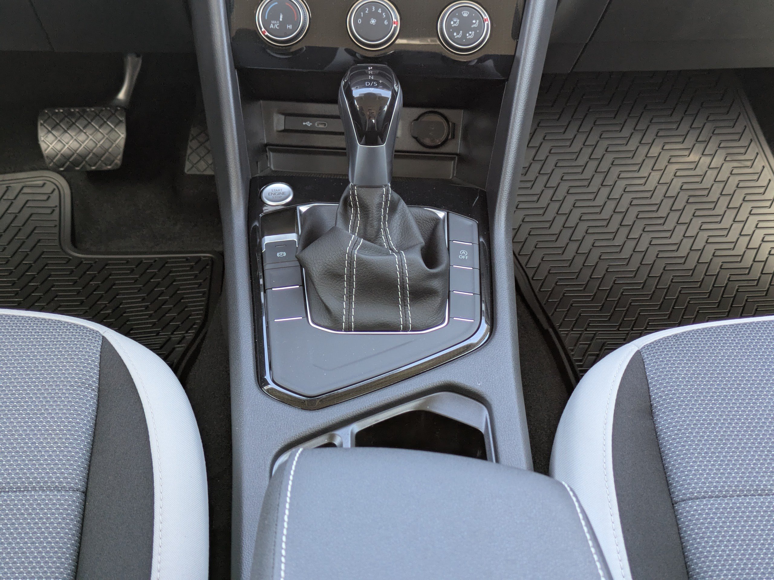 New 2026 Volkswagen Taos S FWD image 19