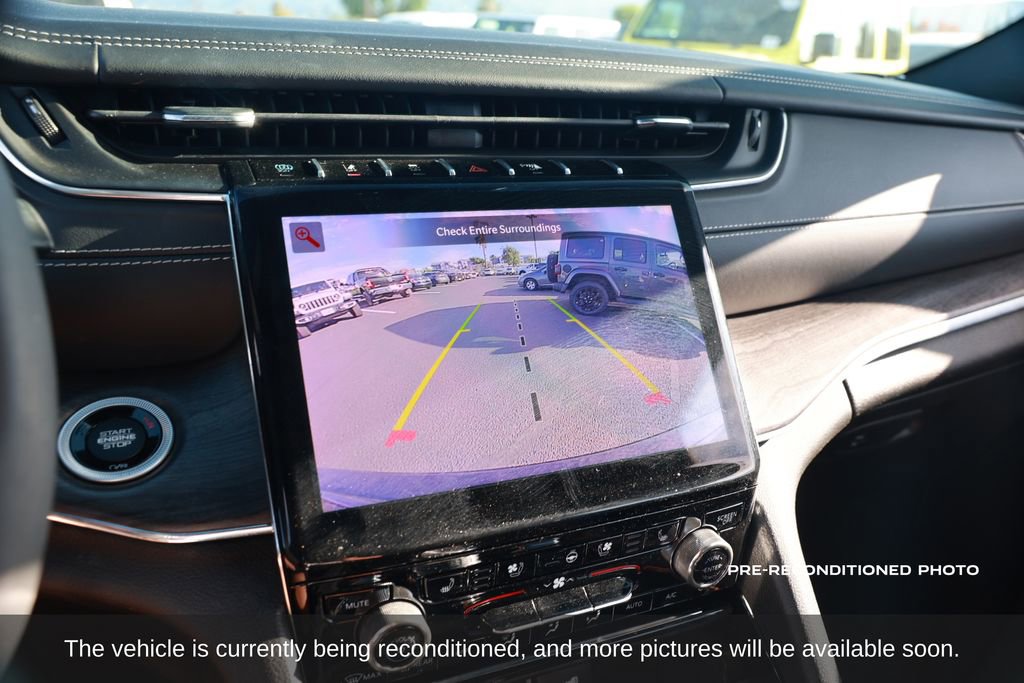 Used 2022 Jeep Grand Cherokee Overland image 17