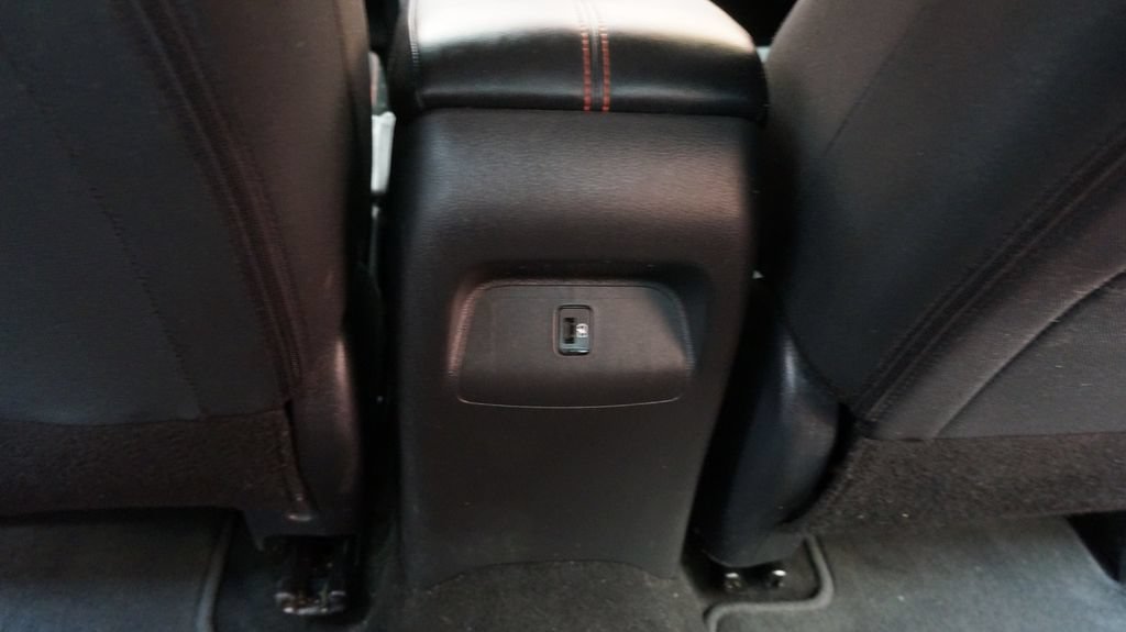 Used 2024 Nissan Sentra SR FWD image 37
