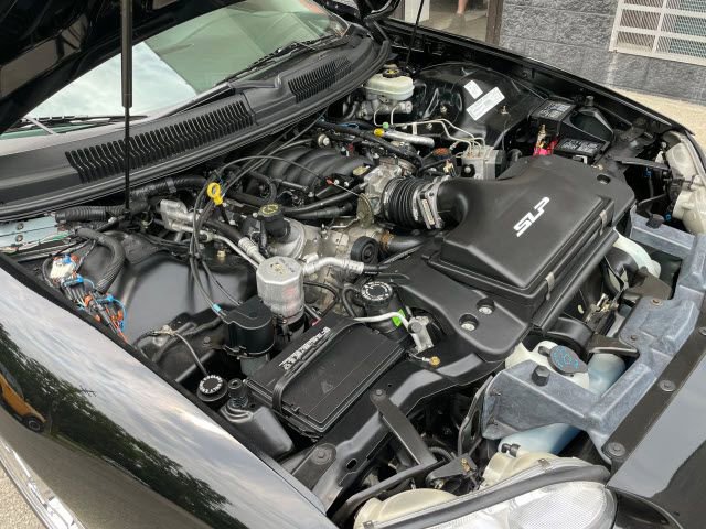 Used 2000 Chevrolet Camaro Z28 w/ SS Performance/Appearance Pkg RWD image 22