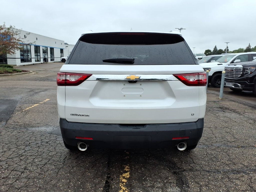 Used 2018 Chevrolet Traverse LT FWD image 6