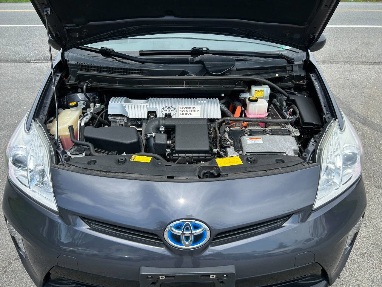 Used 2012 Toyota Prius Four w/ Deluxe Solar Roof Pkg FWD image 17