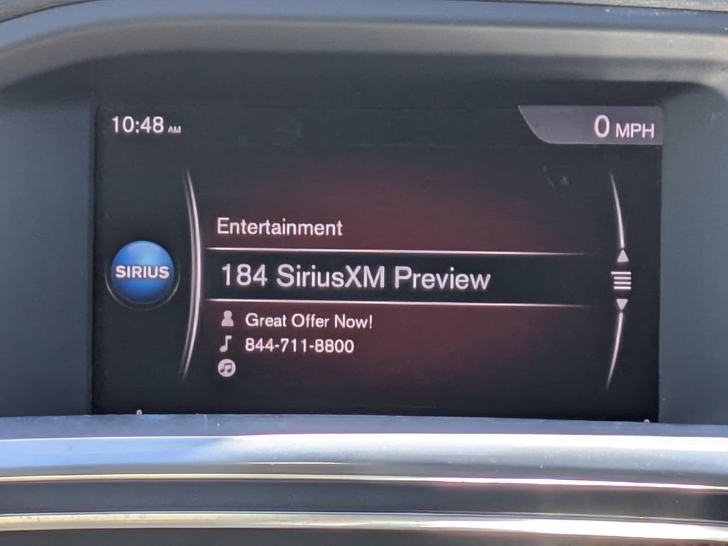 Used 2018 Volvo V60 T5 Cross Country image 18