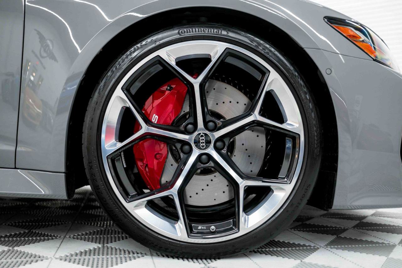 Used 2025 Audi RS 6 performance AWD/4WD image 36