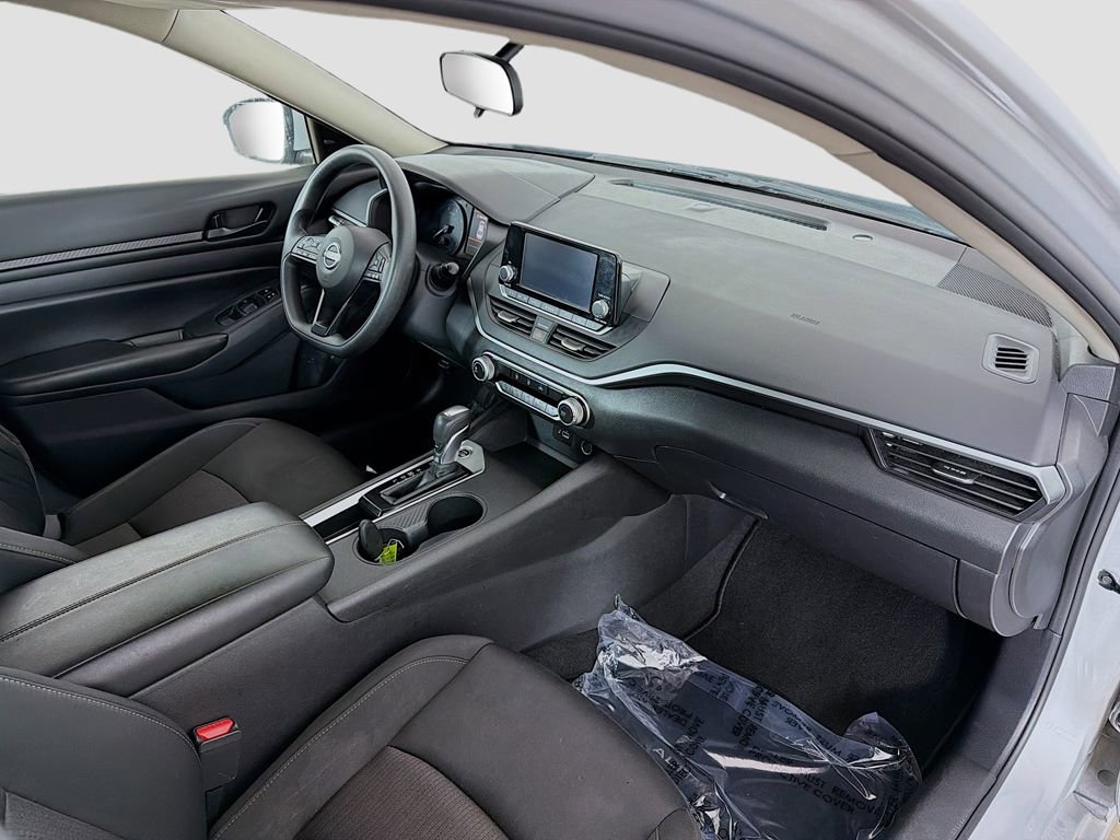 Used 2023 Nissan Altima 2.5 S image 14