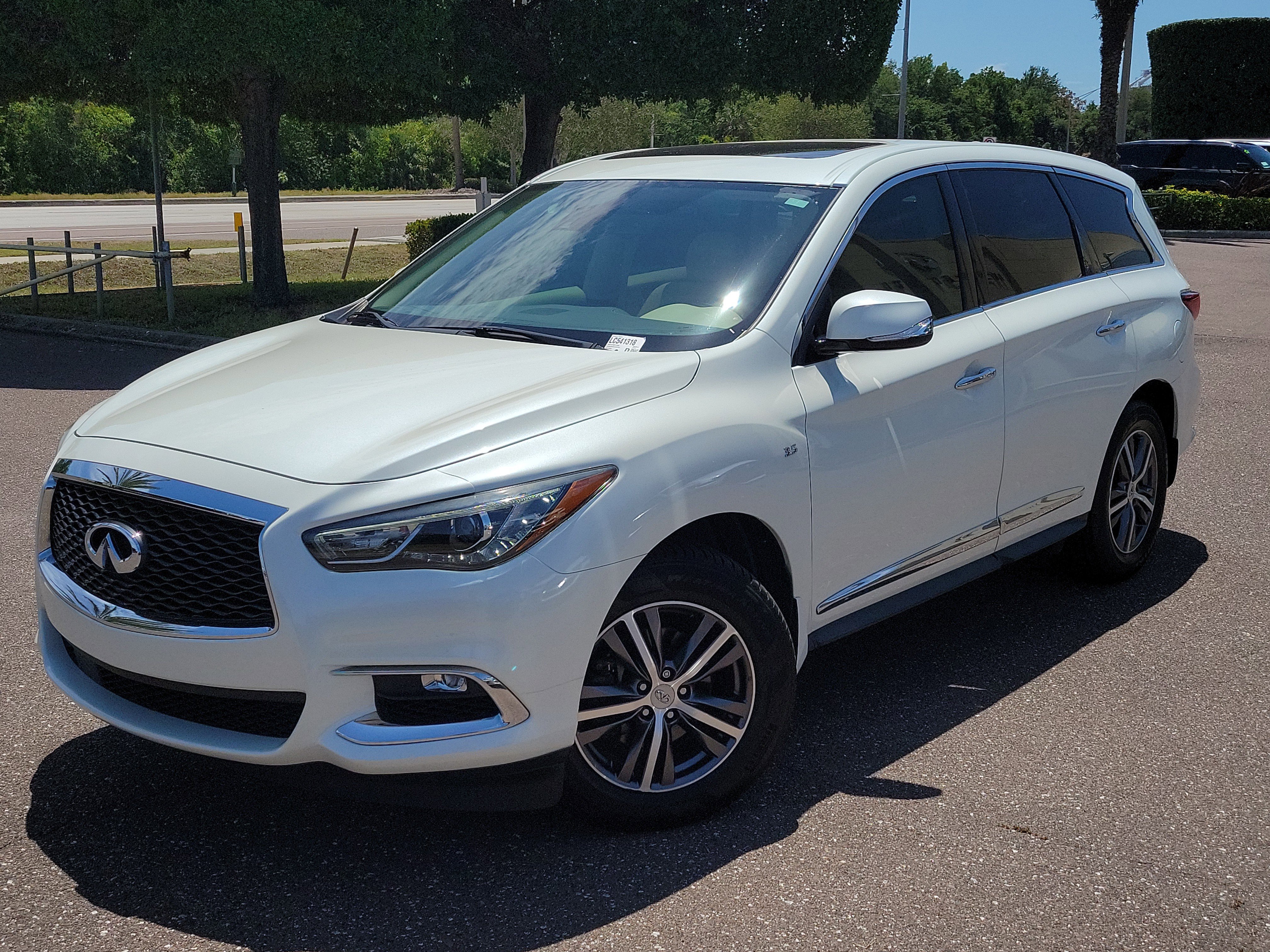 Used 2020 INFINITI QX60 Pure FWD image 1
