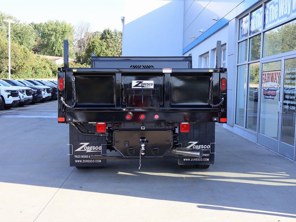 New 2025 GMC Sierra 3500 Pro w/ Convenience Package image 9