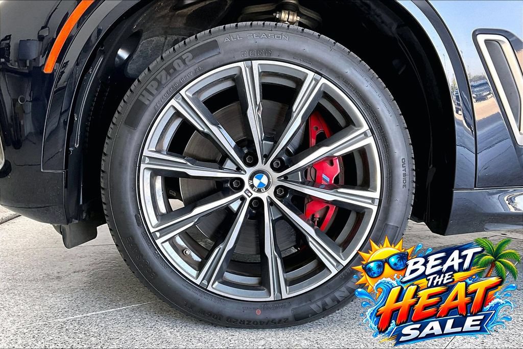 Used 2021 BMW X5 M50i w/ Premium Package AWD/4WD image 11