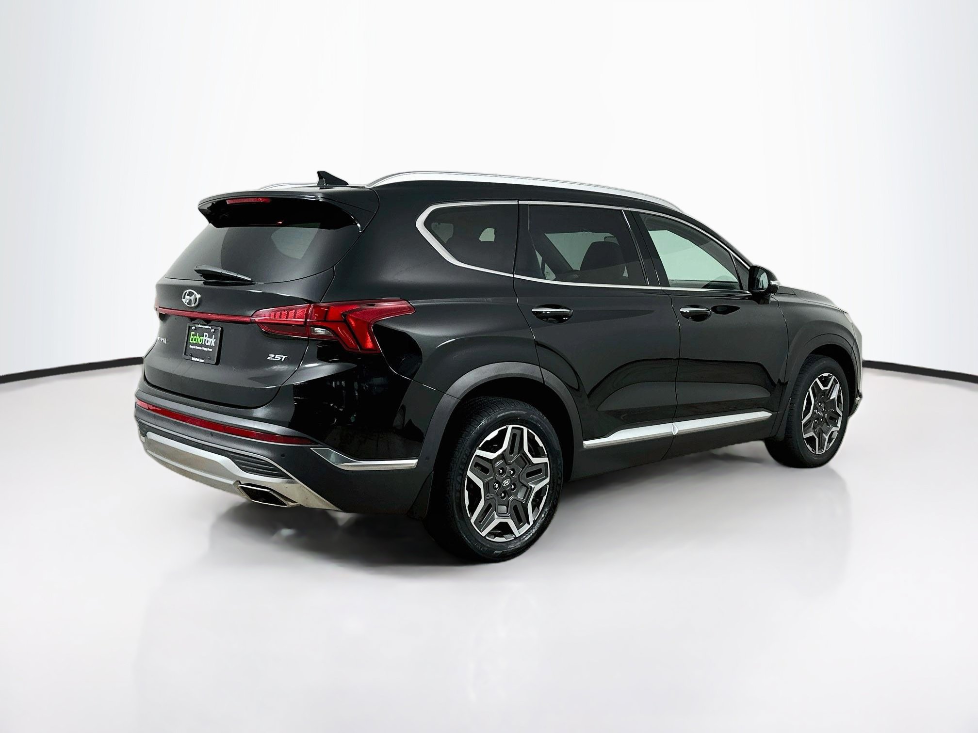 Used 2023 Hyundai Santa Fe Limited FWD image 9