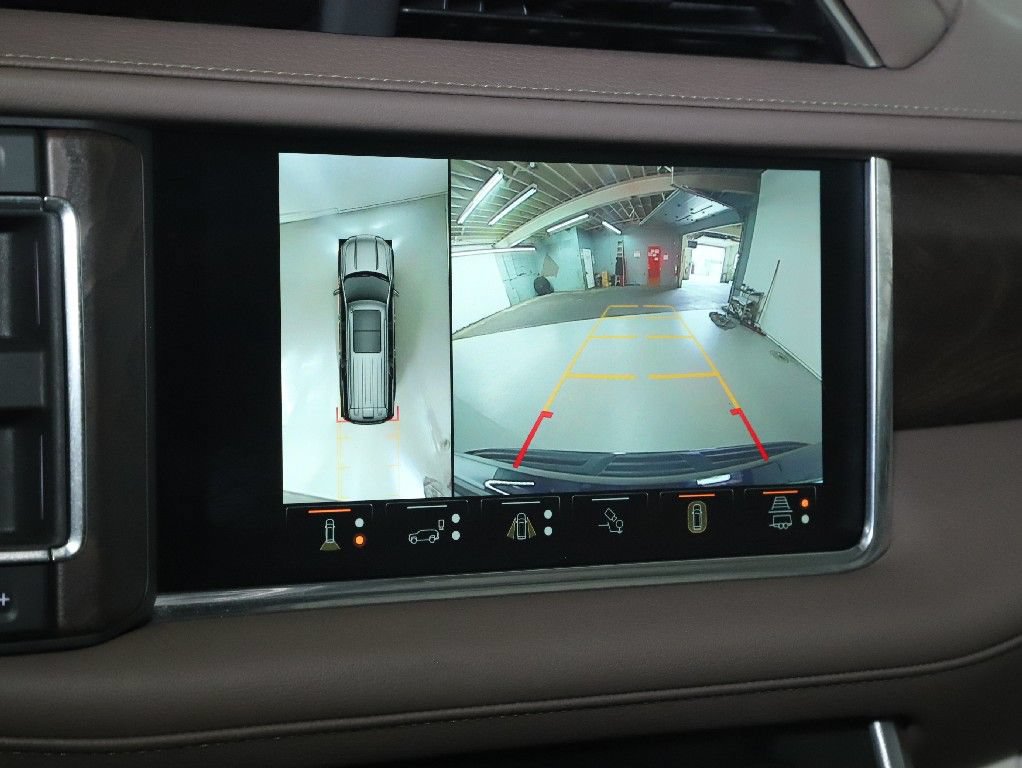 Used 2023 GMC Yukon Denali w/ Denali Reserve Package AWD/4WD image 33