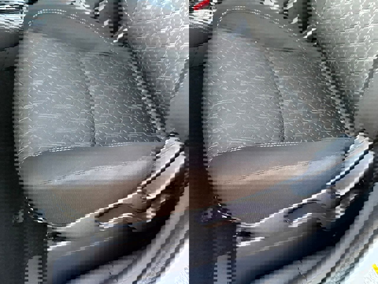 Used 2024 Mitsubishi Outlander Sport 2.0 ES image 28