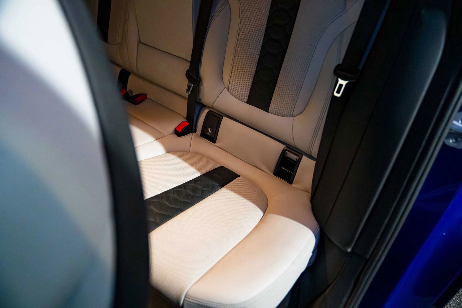 Used 2023 BMW X6 M w/ Executive Package AWD/4WD image 45