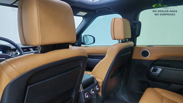 Used 2019 Land Rover Discovery HSE Luxury AWD/4WD image 34