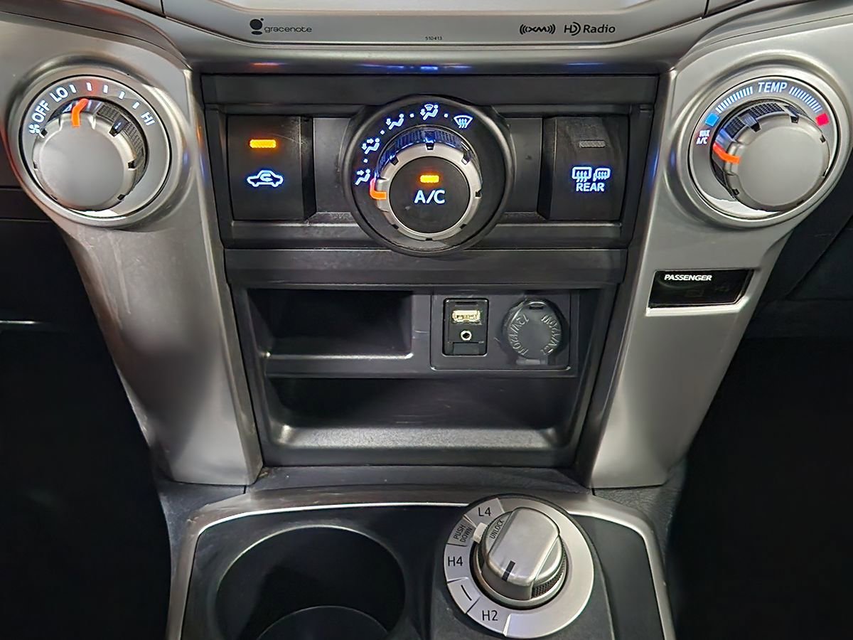 Used 2019 Toyota 4Runner SR5 Premium AWD/4WD image 39