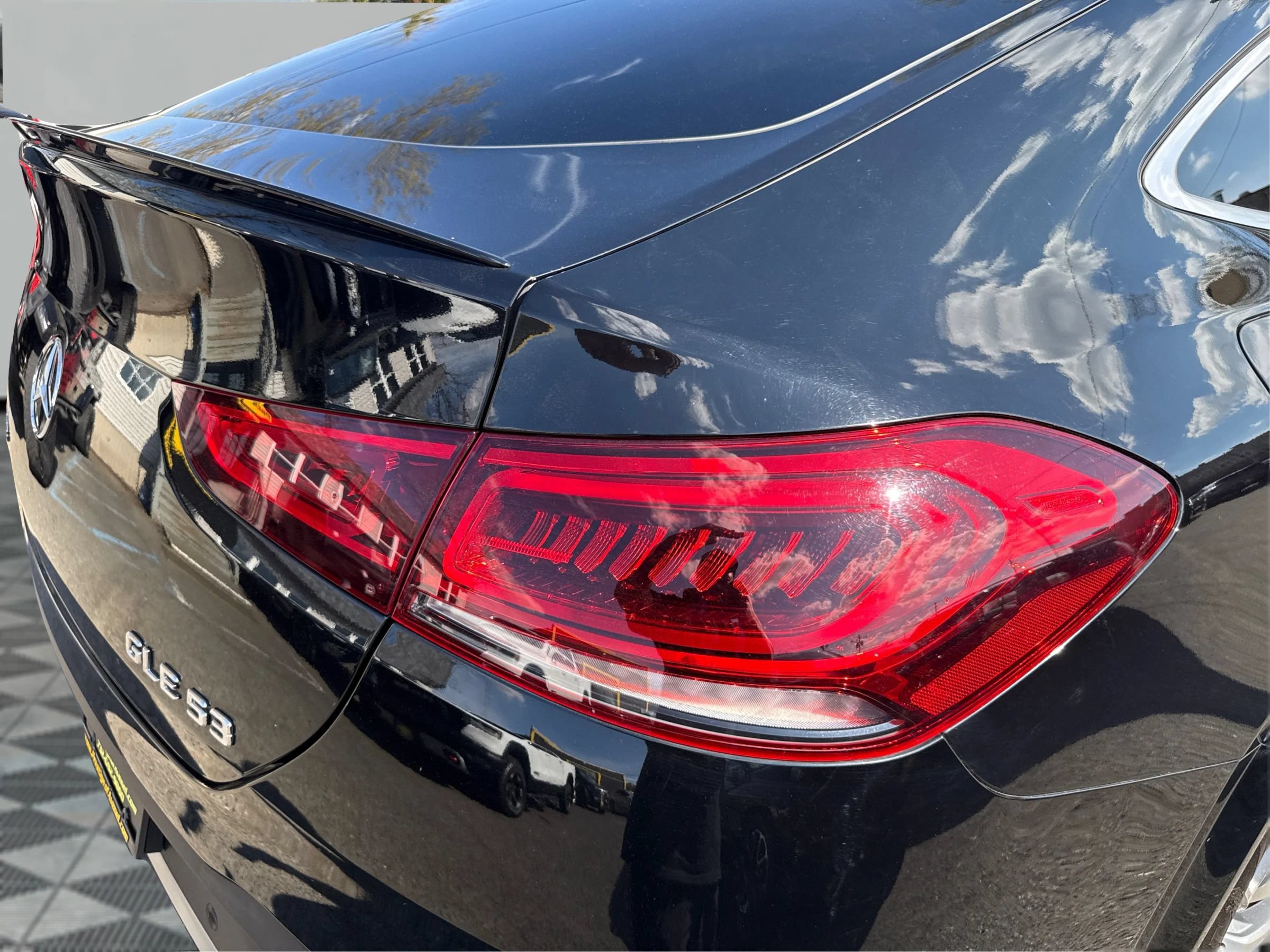Used 2021 Mercedes-Benz GLE 53 AMG 4MATIC Coupe w/ Parking Assistance Package image 28