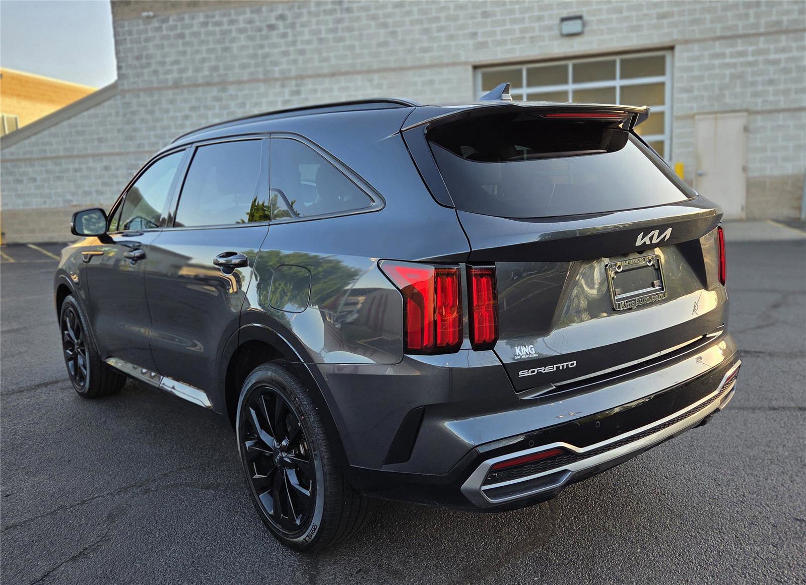 Certified 2023 Kia Sorento SX image 6