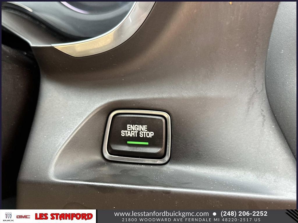 Used 2017 Chevrolet Camaro LT RWD image 26
