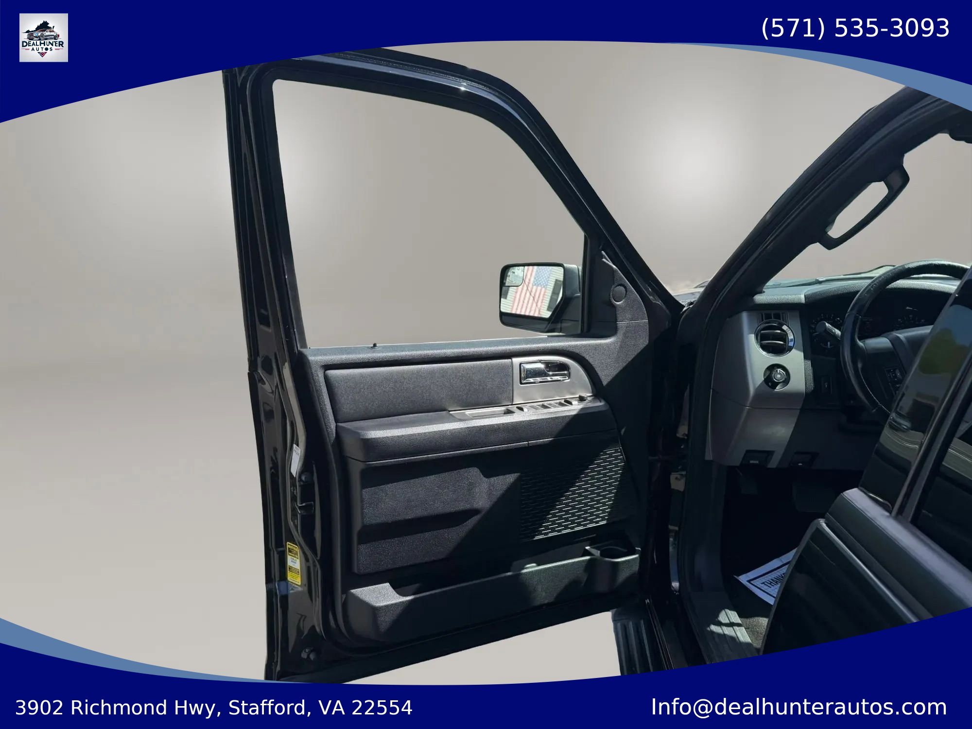 Used 2017 Ford Expedition XLT RWD image 9