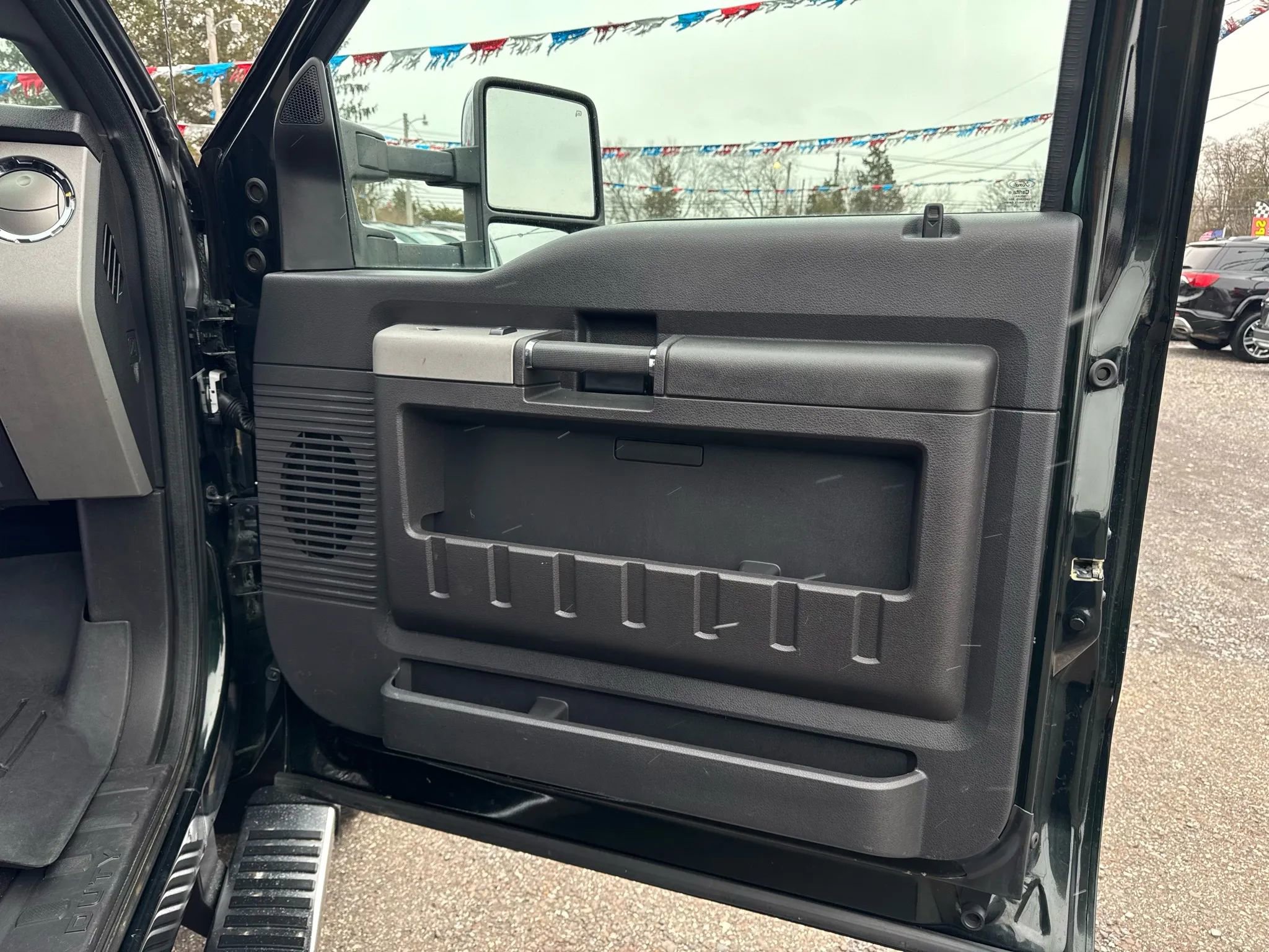 Used 2015 Ford F350 Lariat w/ Chrome Package image 14