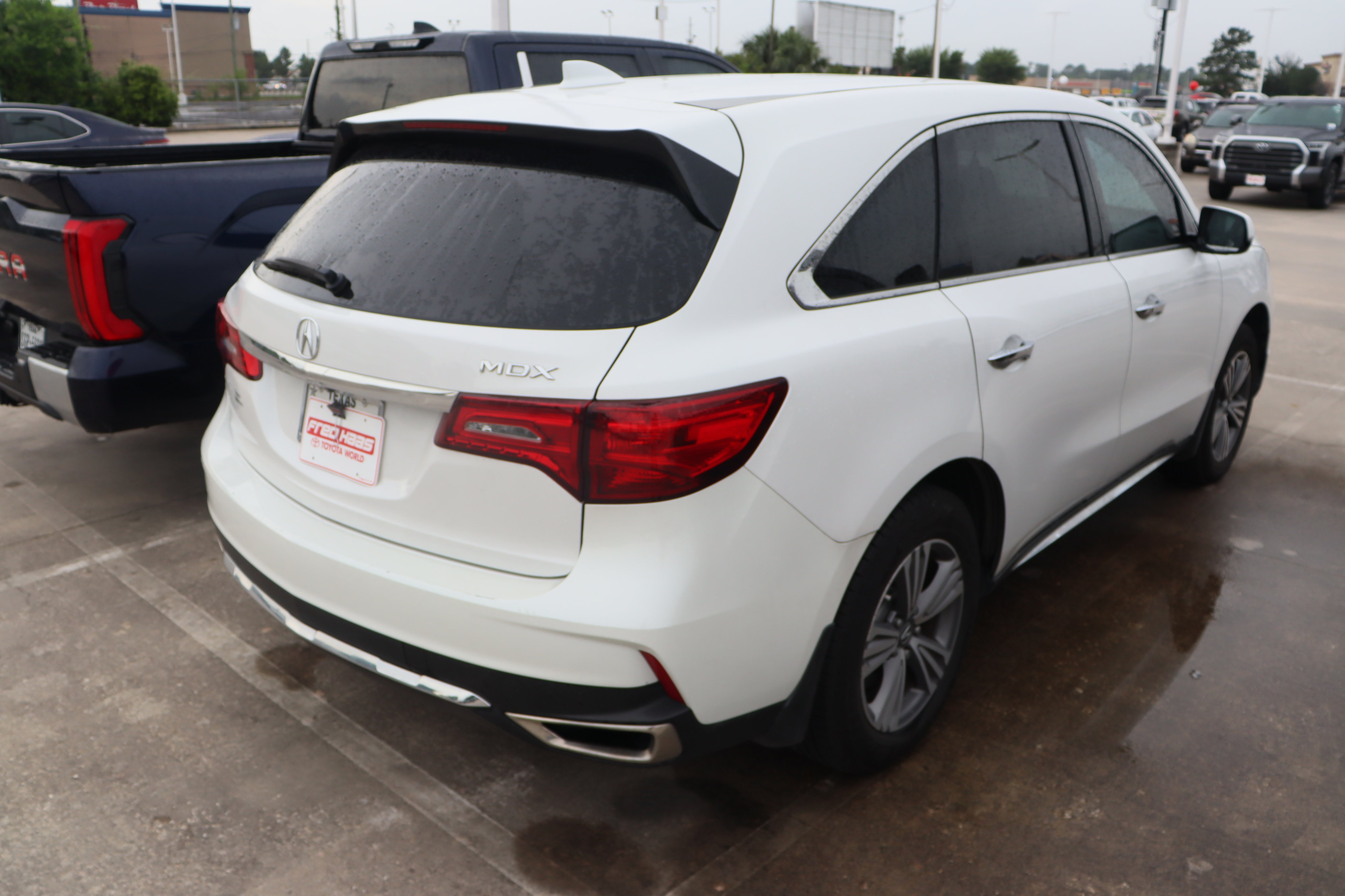Used 2020 Acura MDX FWD image 11