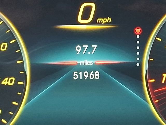 Used 2022 Mercedes-Benz GLE 350 4MATIC w/ Premium Package image 26