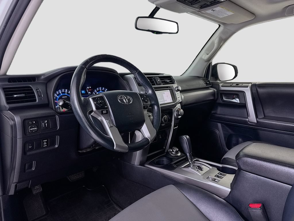 Used 2015 Toyota 4Runner SR5 Premium AWD/4WD image 10
