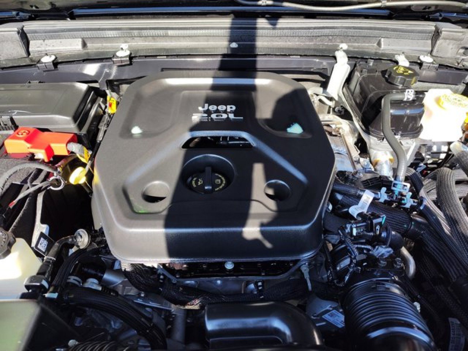 Used 2023 Jeep Wrangler Unlimited Sahara AWD/4WD image 9