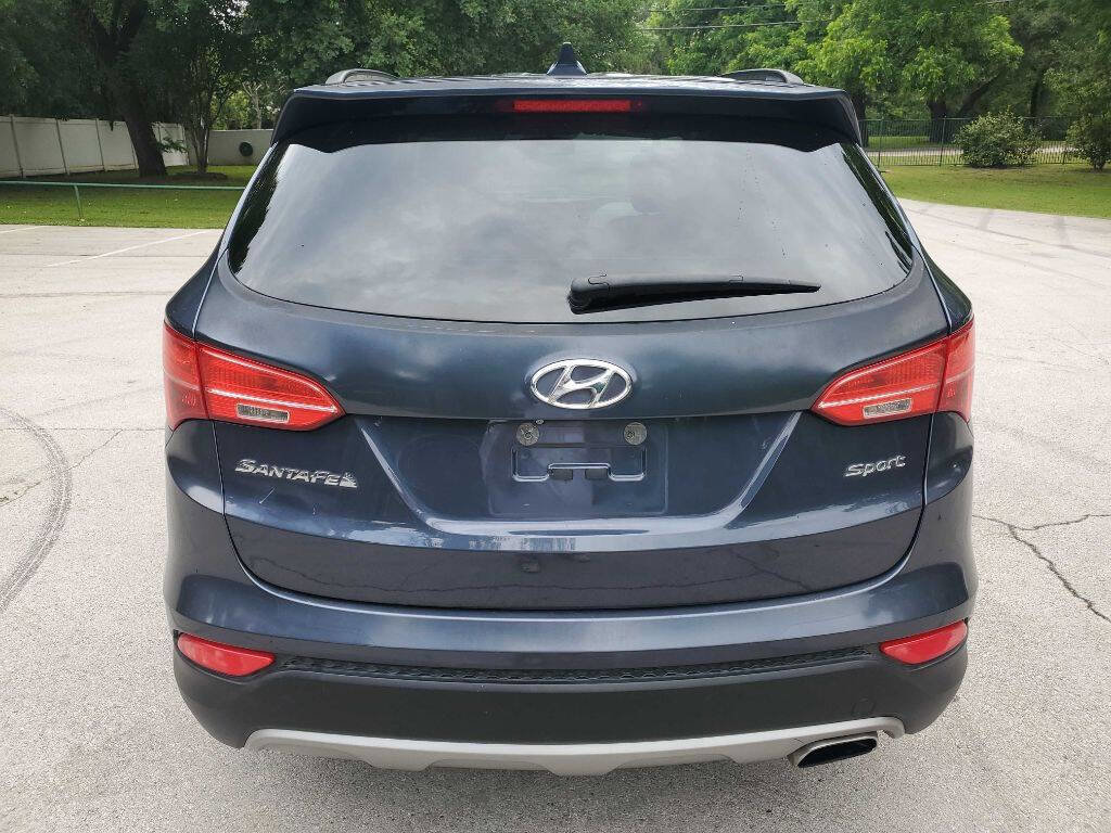 Used 2013 Hyundai Santa Fe Sport FWD image 5