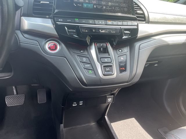 Used 2025 Honda Odyssey Sport-L image 18