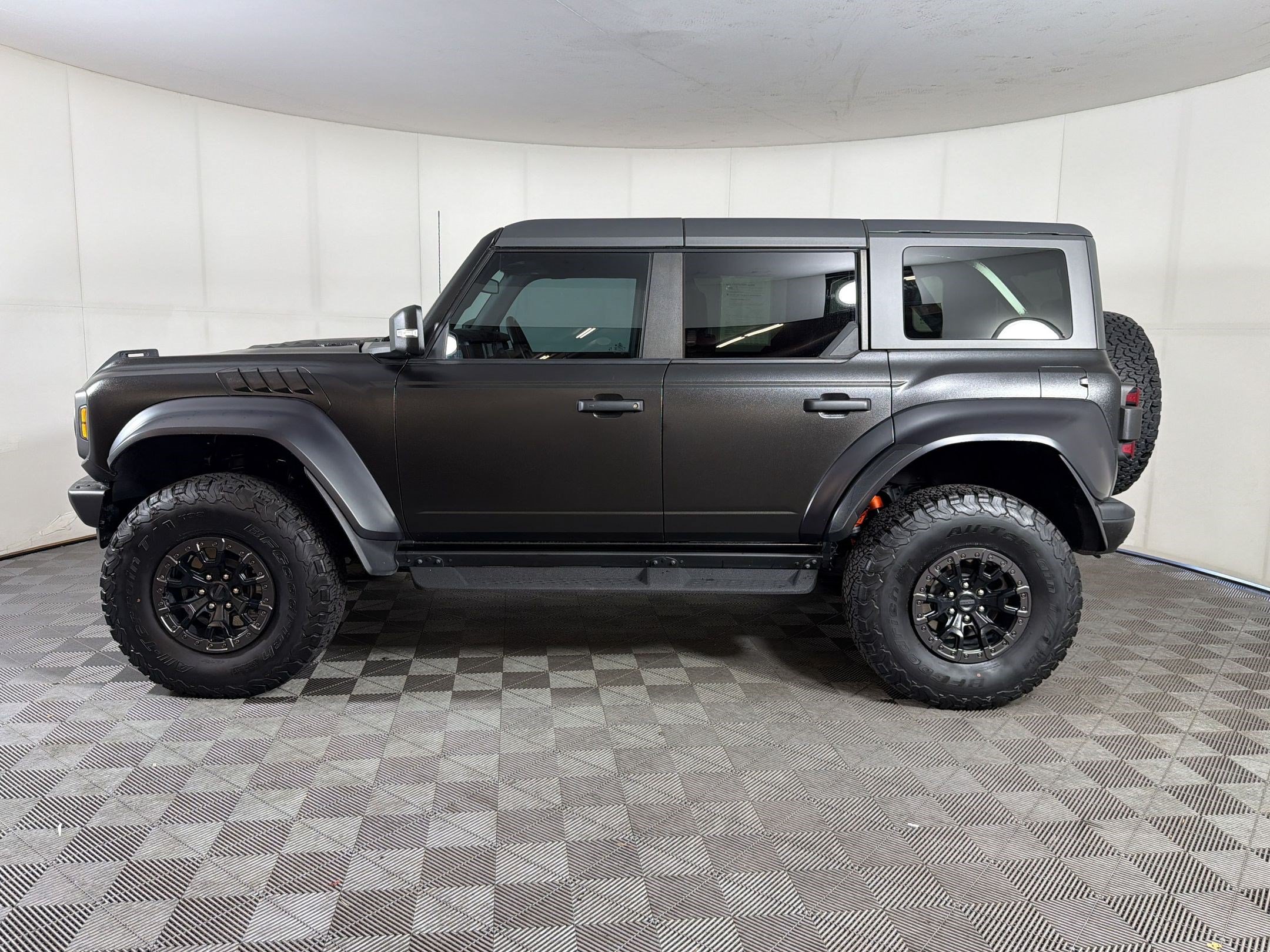 Used 2022 Ford Bronco Raptor AWD/4WD image 2