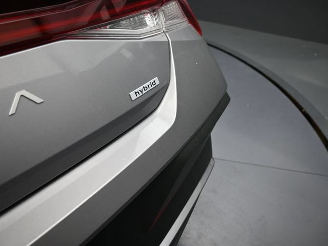 Used 2025 Hyundai Elantra SEL FWD image 22