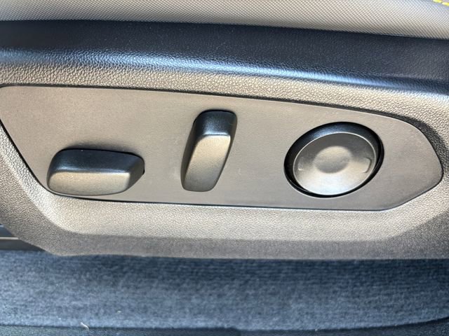 Used 2024 Chevrolet Colorado ZR2 w/ Technology Package image 13