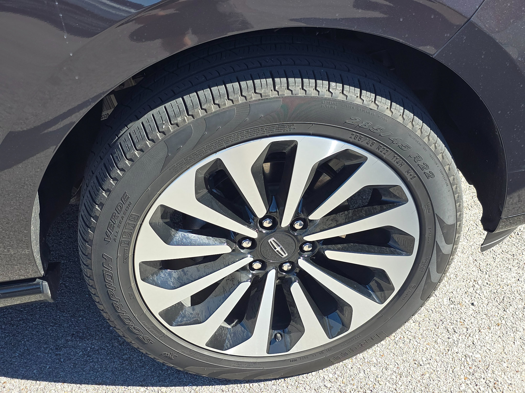 Used 2024 Lincoln Navigator Reserve AWD/4WD image 9
